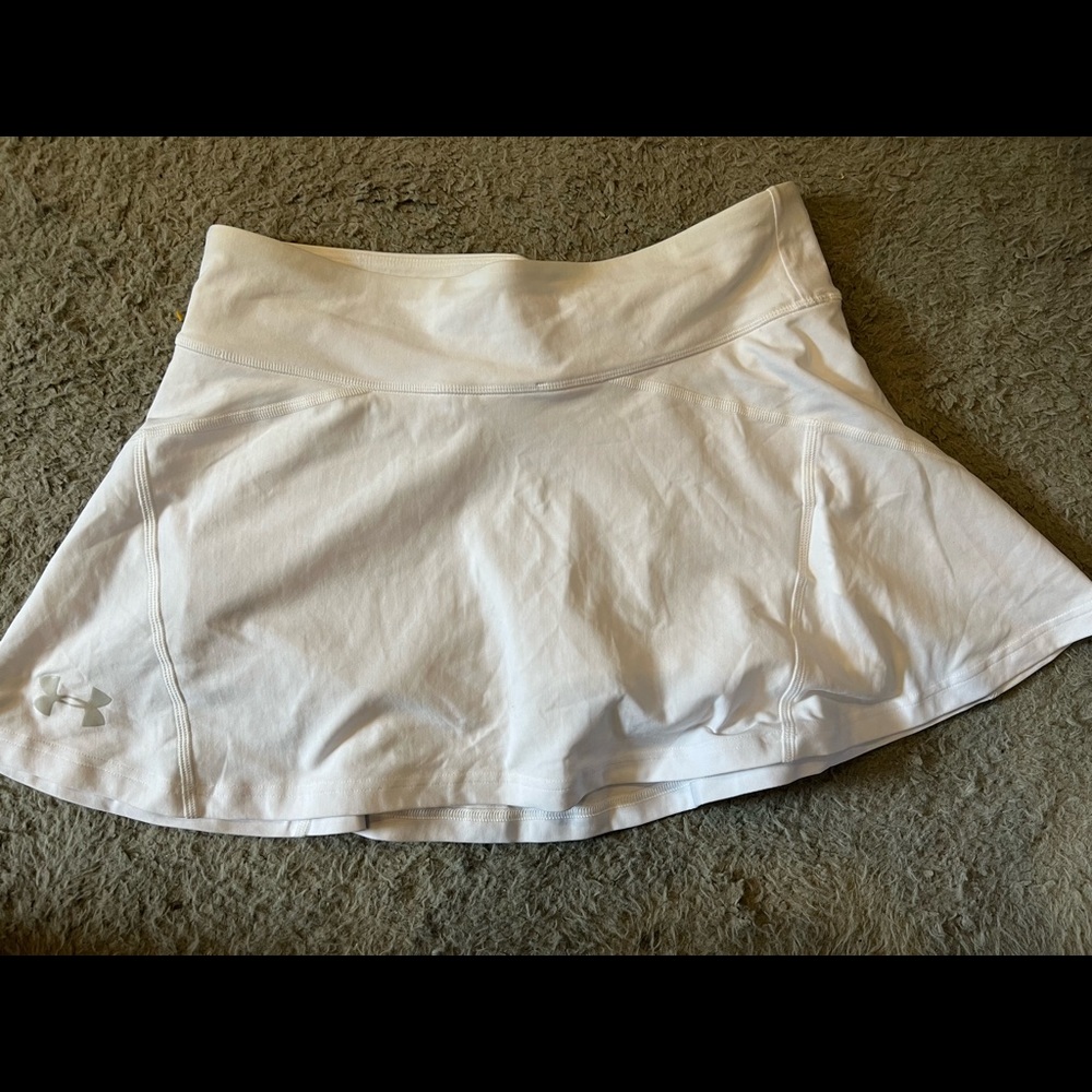 White under armour golf or tennis athletic skirt